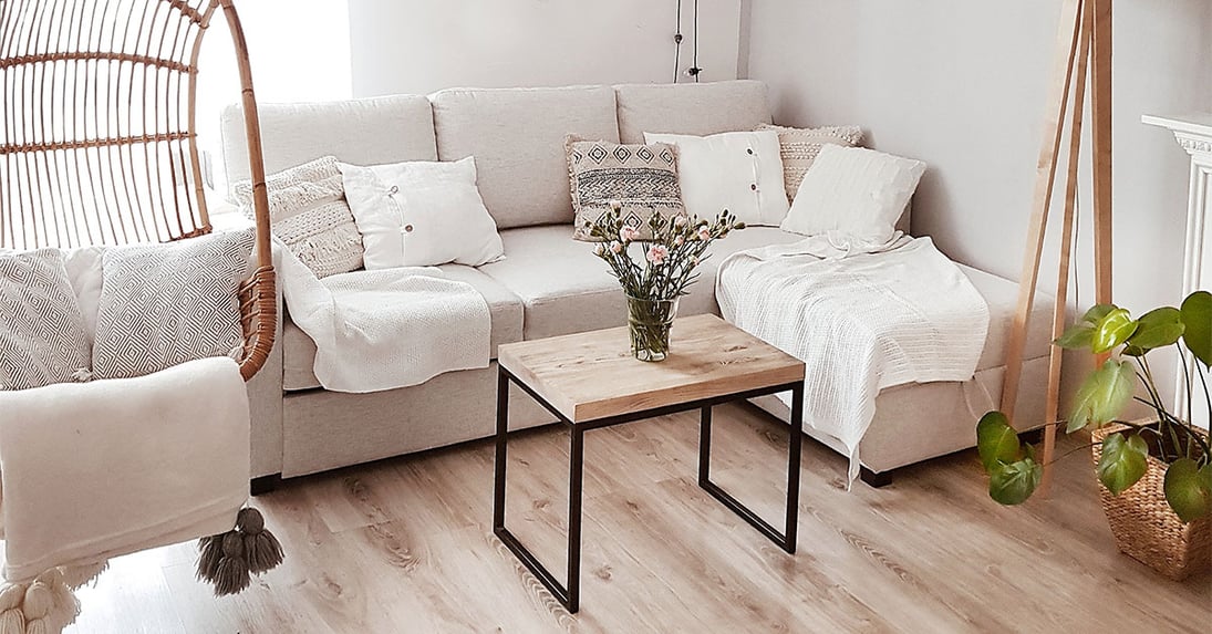 Wie man ein gemütliches Wohnzimmer einrichtet