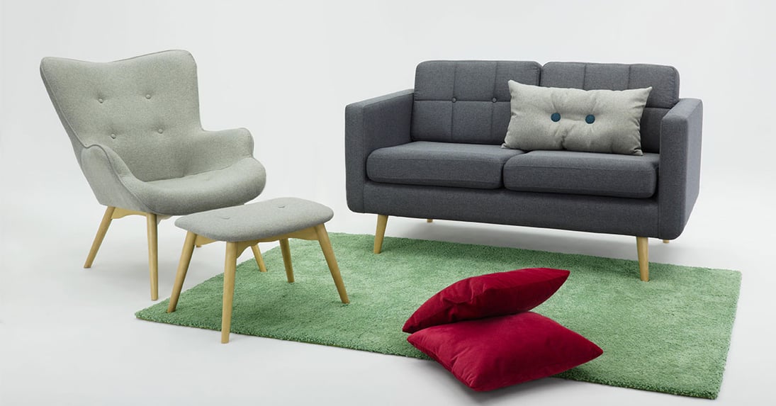 Graue Ohrensessel. Unsere 4 Vorschläge für ein modernes Wohnzimmer.